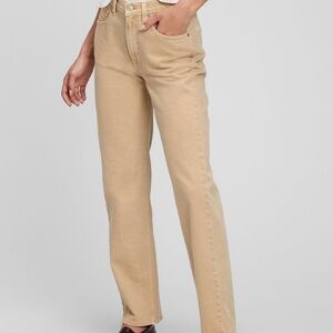 GAP Women's Boyfriend Jeans in Tan